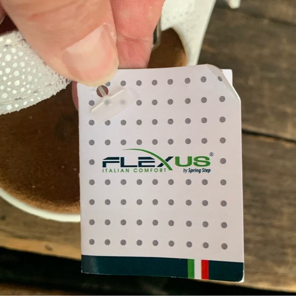 Flexus by Spring Step Tuvan Wedge Sandal - Picture 10 of 10